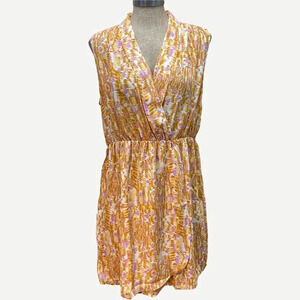 NEW Eclair Sleeveless V Neck Dress‎ L